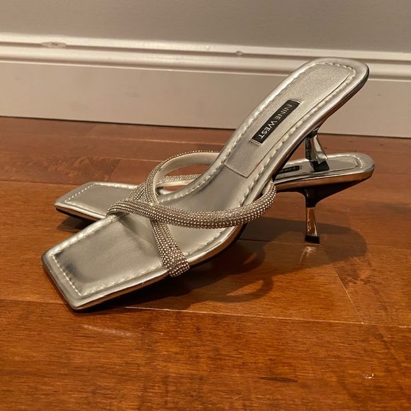 Nine West Metallic Silver heeled slide sandal with diamond cross straps - Picture 2 of 5